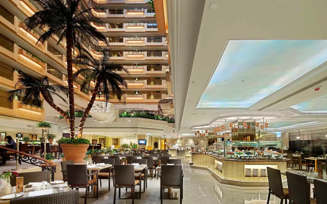 帝苑酒店 The Royal Garden Hotel